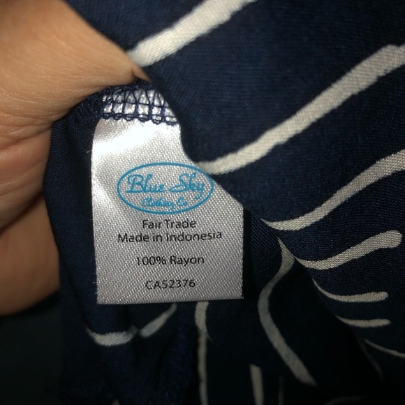 Elegant Blue Sky Navy and White Striped tunic blouse -1x classy looking. - Picture 3 of 7